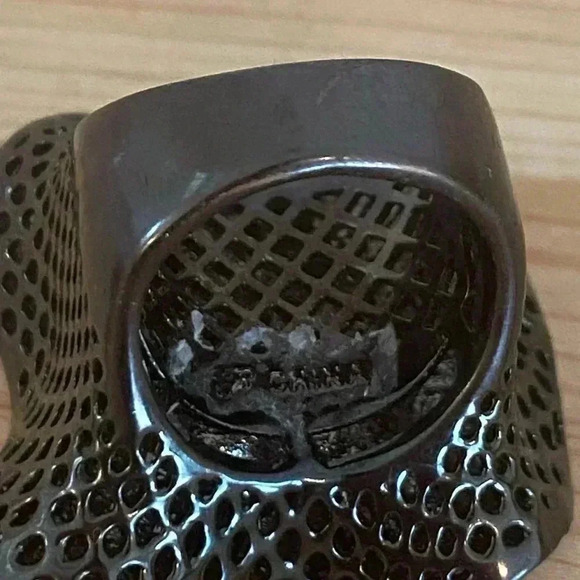 Joan Boyce Crystal Abstract Statement Fashion Ring - Picture 5 of 9